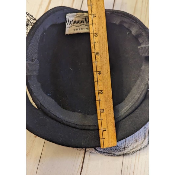 Norman Durand Vintage Hat with Net - Picture 10 of 10